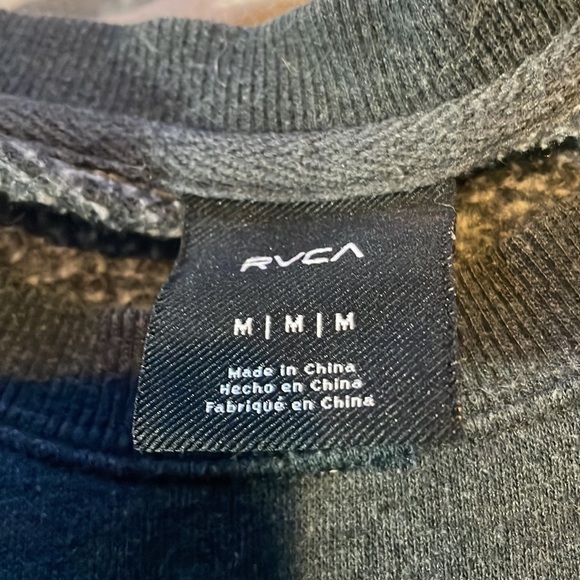 Authentic rvca sweater - Picture 2 of 2